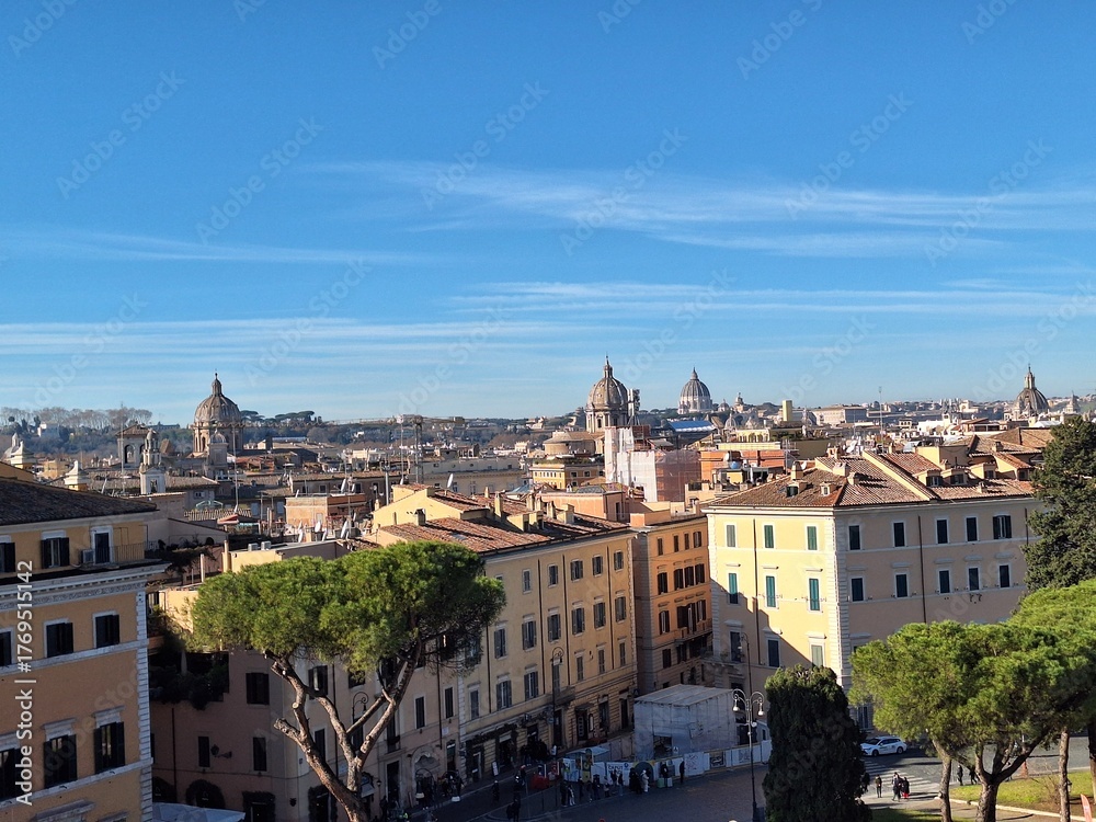 Obraz premium View of Rome, Italy on a sunny day