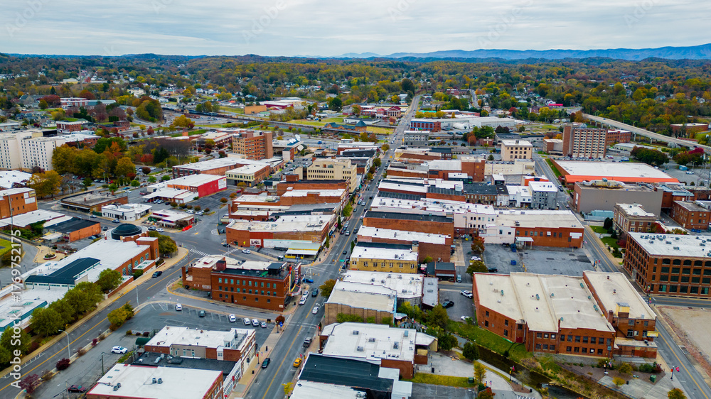 Naklejka premium aerial view of the city of bristol tennessee 