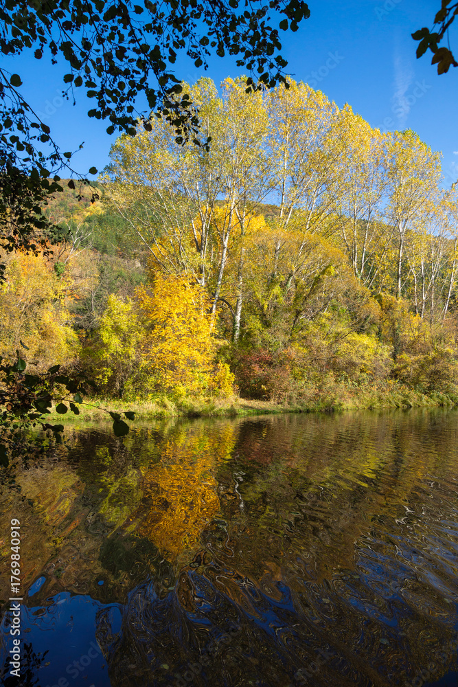 Fototapeta premium Autumn Landscape of Iskar River, Bulgaria
