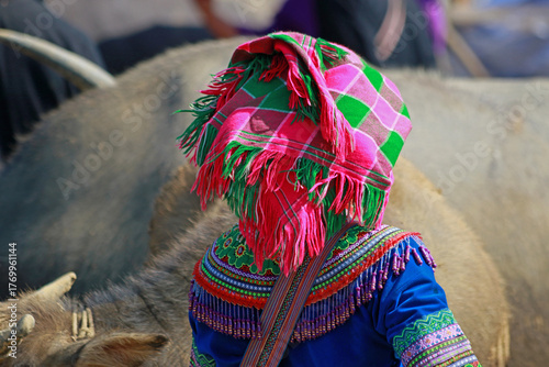 traditional Vietnamese head cover