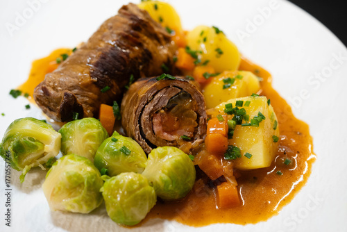Rouladen aus Rindfleisch traditionelle deutsche Küche