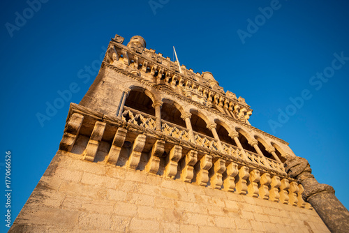 Tableau sur toile Upper terrace of the famous 16th-century Belem Tower with its Moorish bartizan turrets and cupolas in Lisbon, Portugal