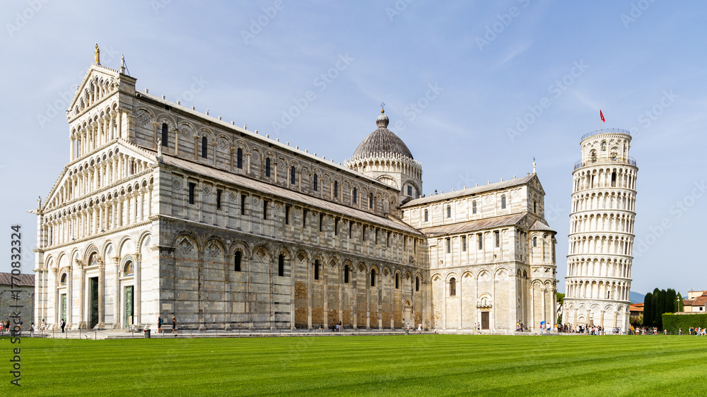 Fototapeta premium cathedral of pisa italy