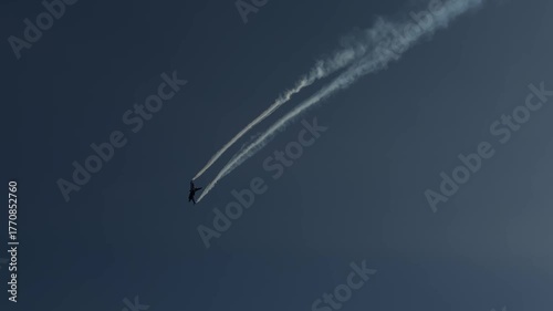 F16 Jet Aerobatics