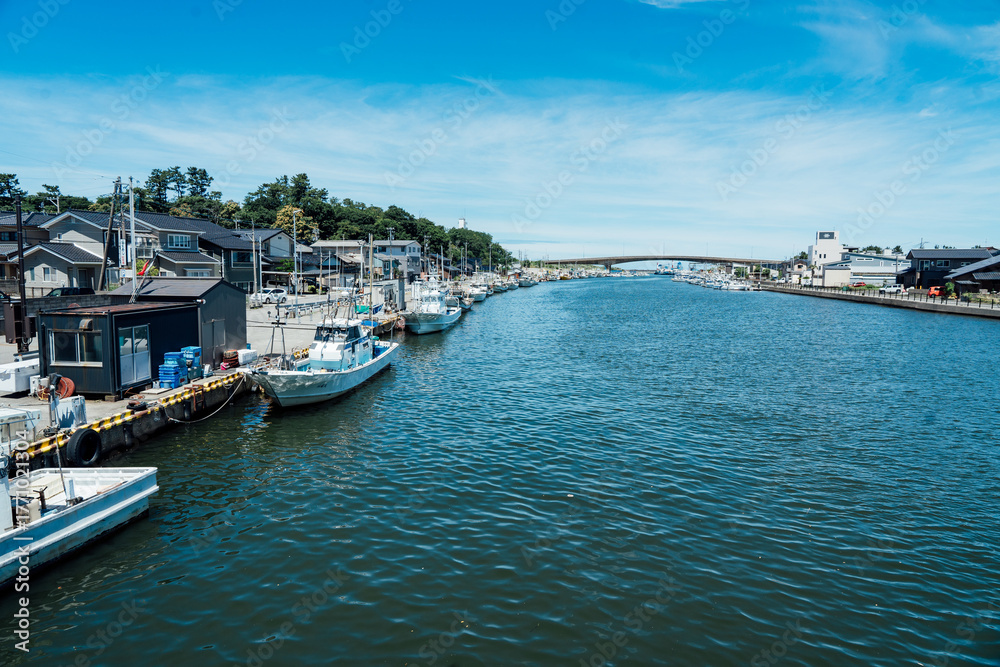 Fototapeta premium 金沢・大野地区の水風景