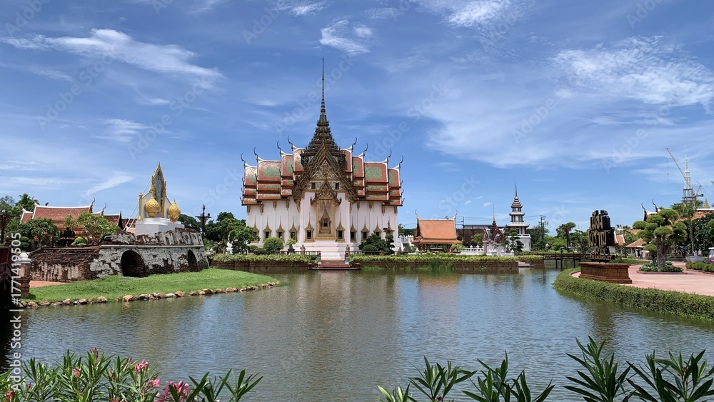Naklejka premium wat phra kaew bangkok thailand
