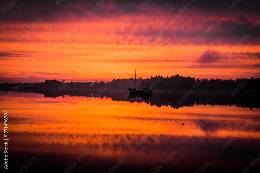 Fototapeta premium Old town of Porvoo, Finland. Beautiful city landscape with idyllic river and old buildings in Porvoo