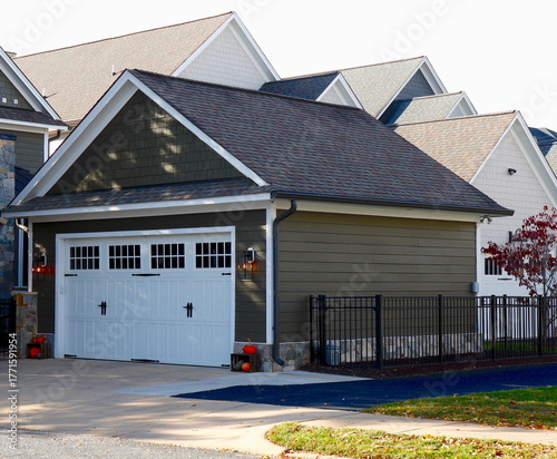 Roof pitches together create symmetry