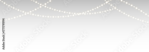 png golden christmas garland with bright lights, glowing bulbs, transparent seamless background, elegant festive decoration, illuminated border and holiday pattern for card or winter celebration