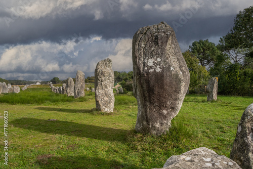 les alignements de menhirs de Carnac