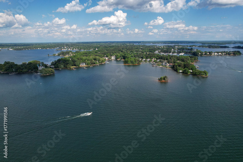 Relaxed lifestyle on Lake Norman in North Carolina