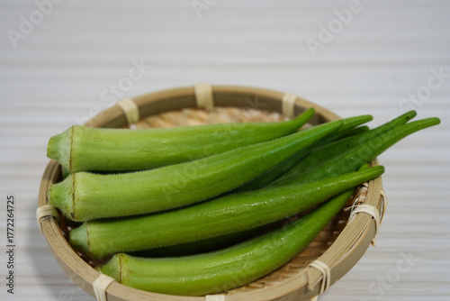 やわらかく味が濃い丸オクラ