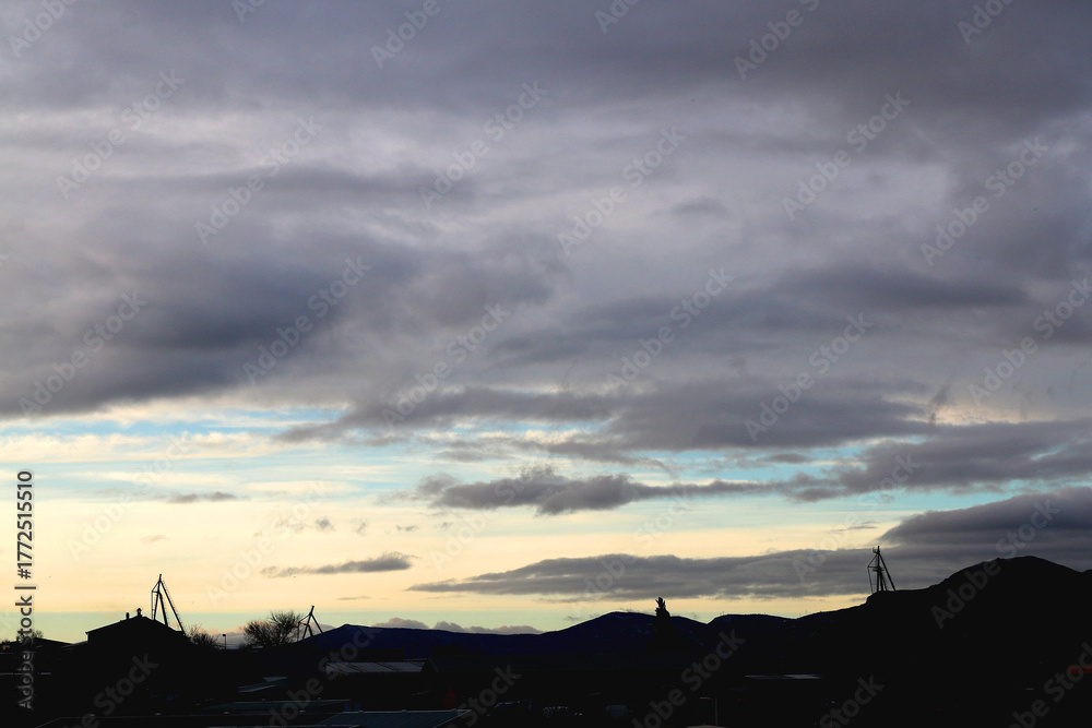 Obraz premium View of beautiful colorful sunset sky.