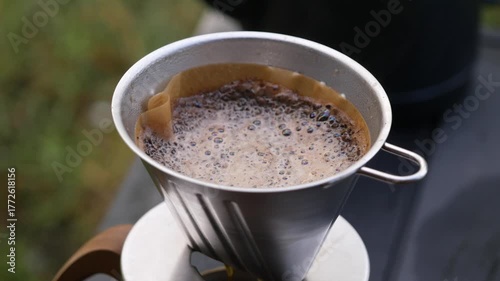 コーヒーを淹れる