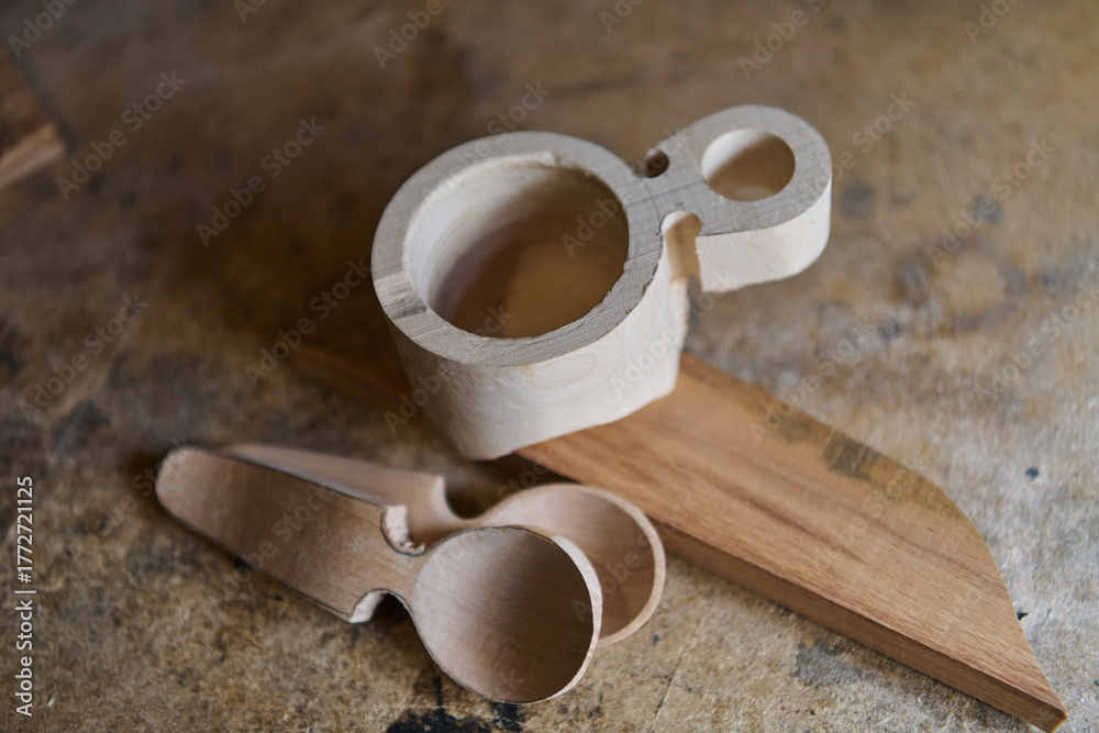 Φωτογραφία Handcrafted wooden Kuksa cup and spoons, unfinished wood carving, traditional Fi