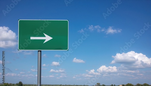 Blank green traffic sign ag...