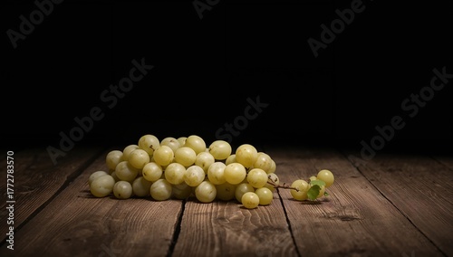 Light-colored grapes restin...