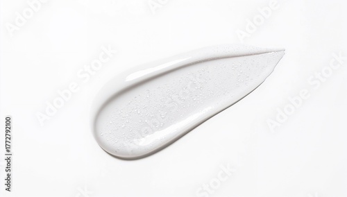 Drop of clear serum gel ton...