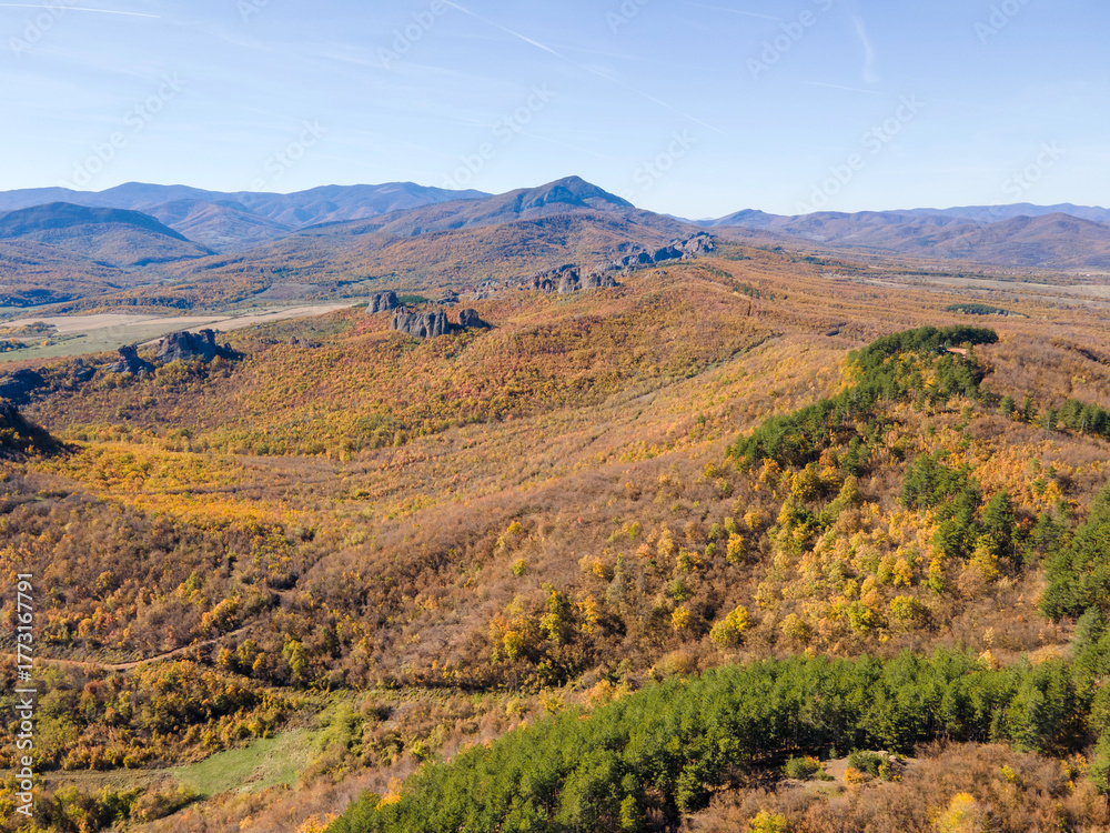 Naklejka premium Autumn Aerial view of Belogradchik Rocks, Bulgaria