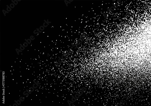 Texture de pulvérisation de peinture blanche sur fond noir, effet abstrait de particules dispersées.