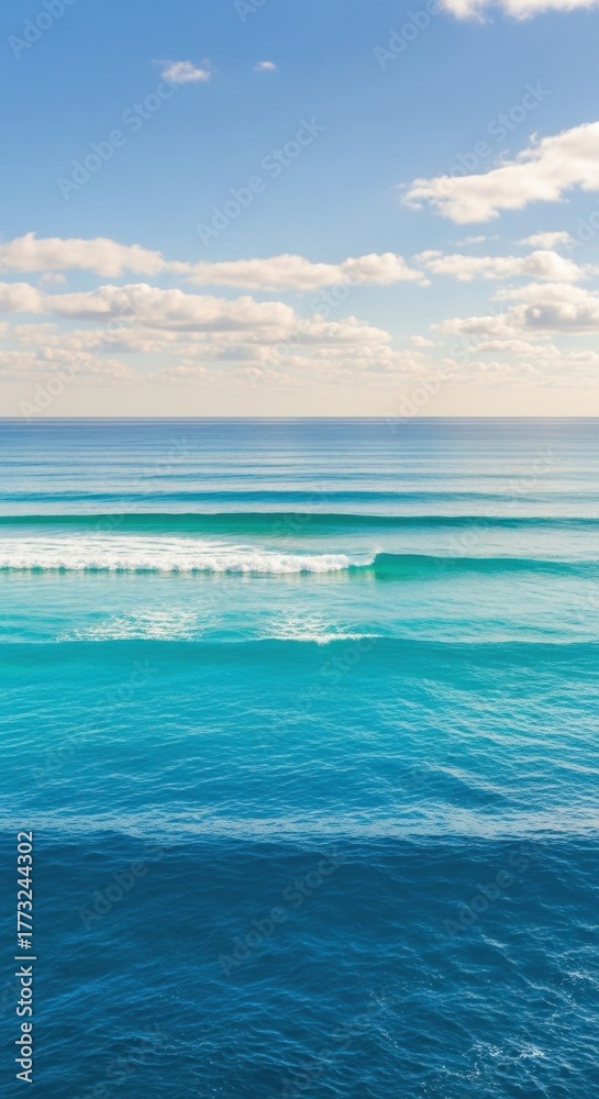 Obraz premium Two-Tone Ocean and Blue Sky