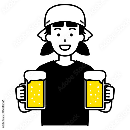 生ビールを運ぶ居酒屋の女性店員