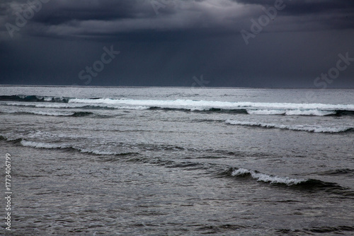 奄美大島の初冬の海の色。