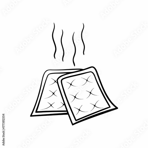 Steaming heating pad