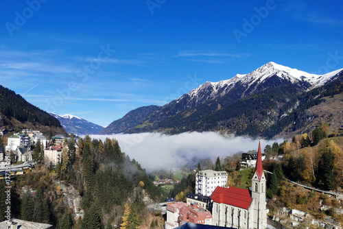 Bad Gastein in Österreich im Salzburger Land mit Pfarrkirche Hl. Primus und Felizian Bad Gastein 2025