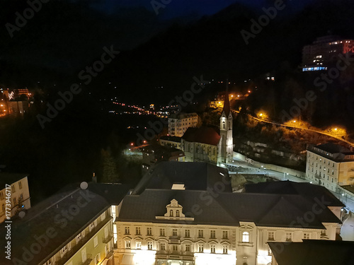 Bad Gastein in Österreich bei Nacht