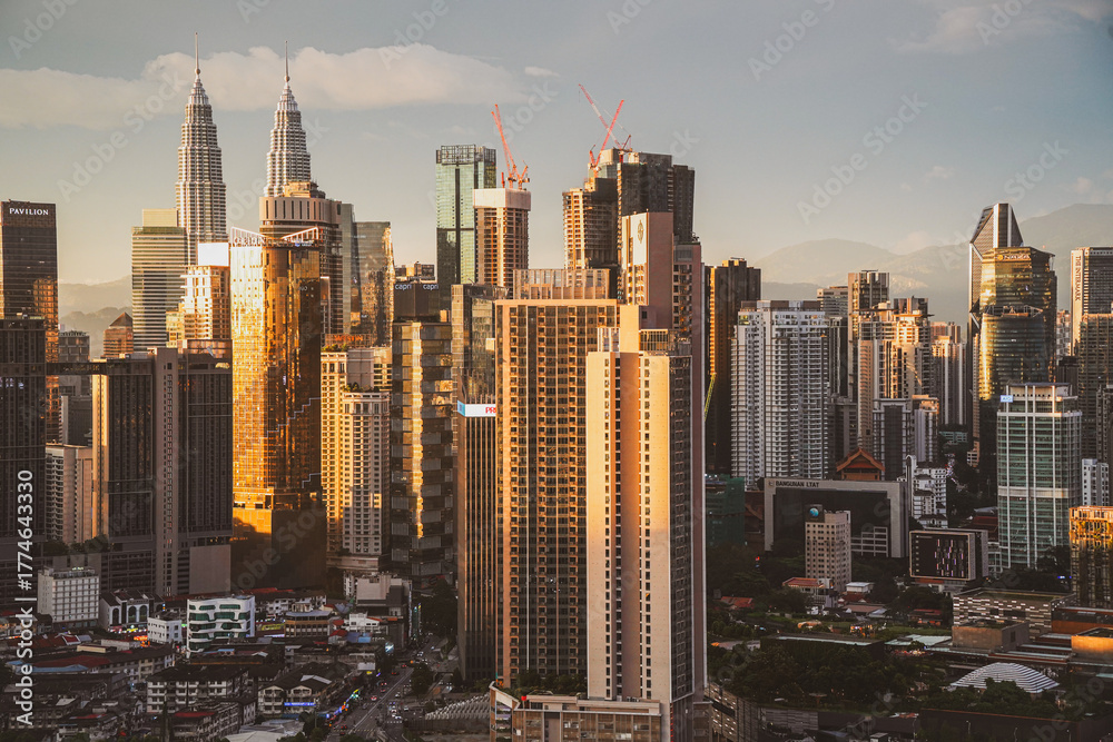 Fototapeta premium Malaysia Kuala Lumpur Times Square, Petronas Towers
