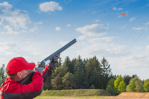 man clay pigeon shooting