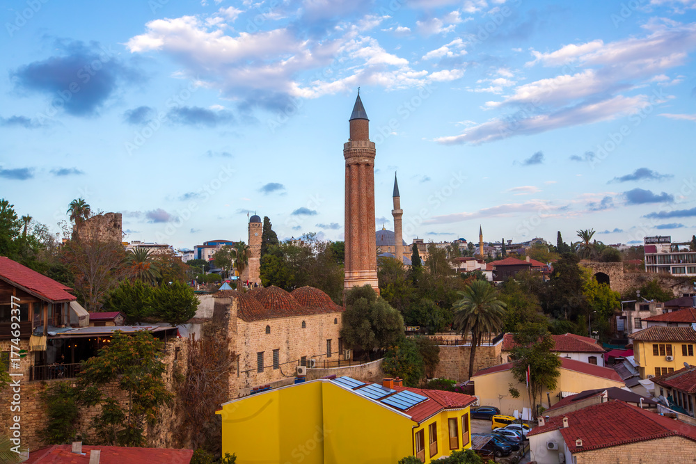 Fototapeta premium Panoramic view of Antalya Kaleici Old Town with the Clock Tower, Yivli Minaret and Tekeli Mehmet Pasa mosque. Antalya, Turkey