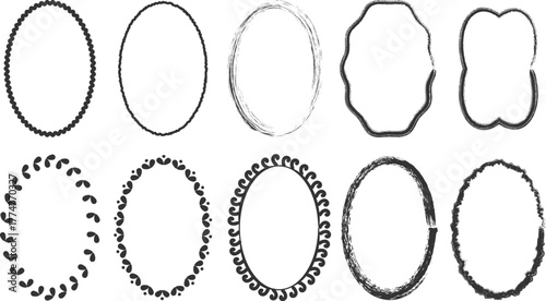 Set of outline scallop frame border in doodle style. Retro frame with wavy border. Brush hand drawn oval.