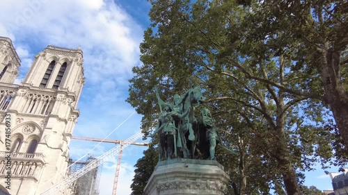 notre dame de paris