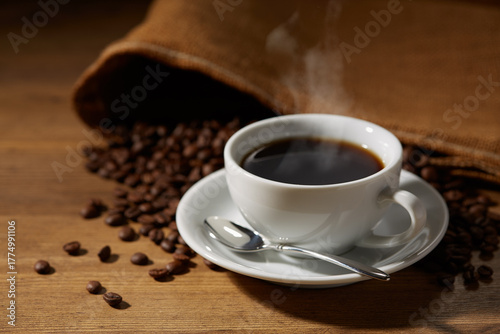 ホットコーヒー　イメージ