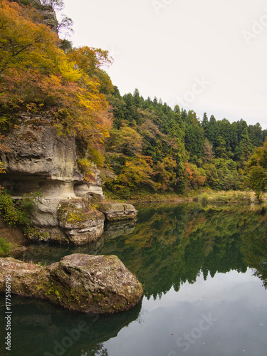 塔のへつりの紅葉