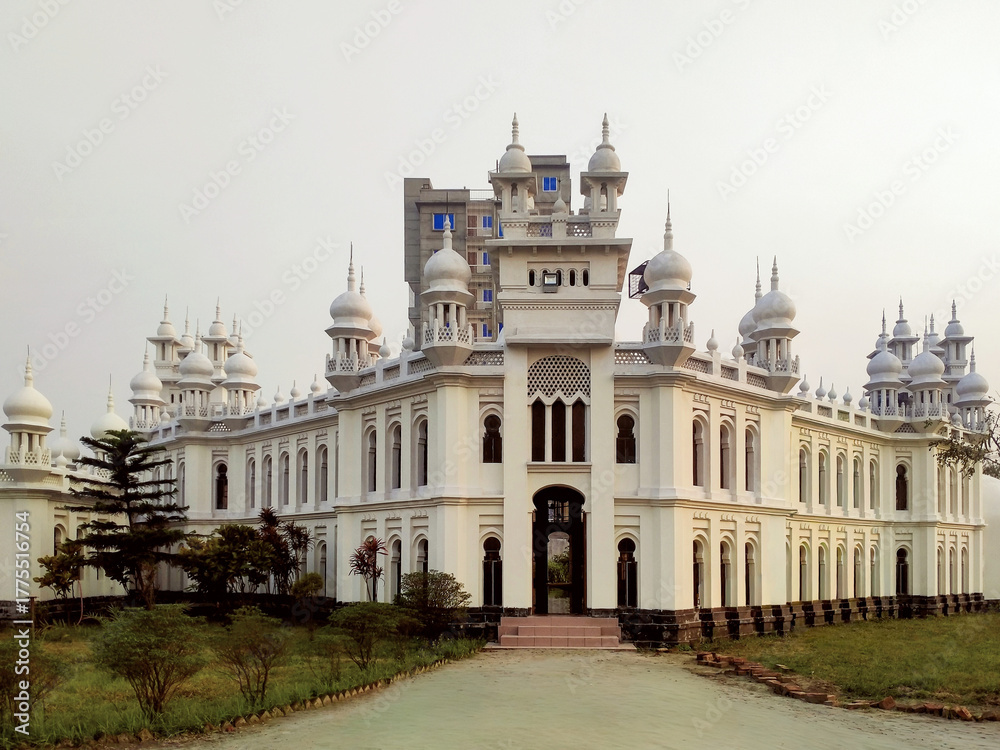 Fototapeta premium Luxury Classic Palace Style Mosque Located In Dhaka, Bangladesh