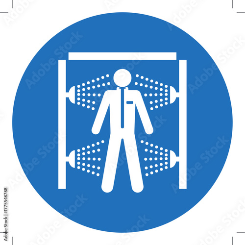 000 Use decontamination showe...