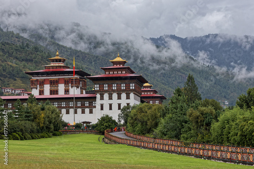 Exterior view of Tashichho Dzong, main buddhist ùonastery of Thimphu, Bhutan