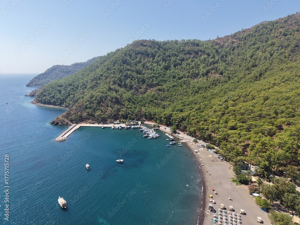 Naklejka premium Aerial view of beautiful landscape