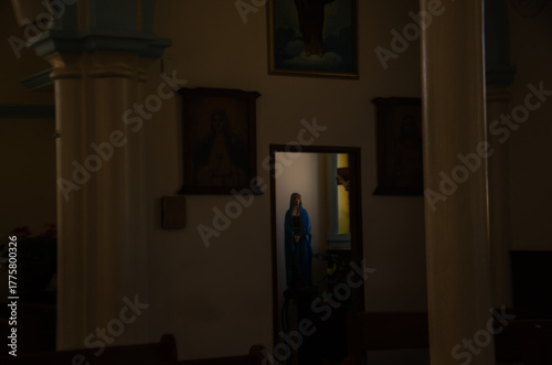 Interior of the Maria Estrela da Evangelização Parish, in the Santa Olimpia neighborhood of Piracicaba.