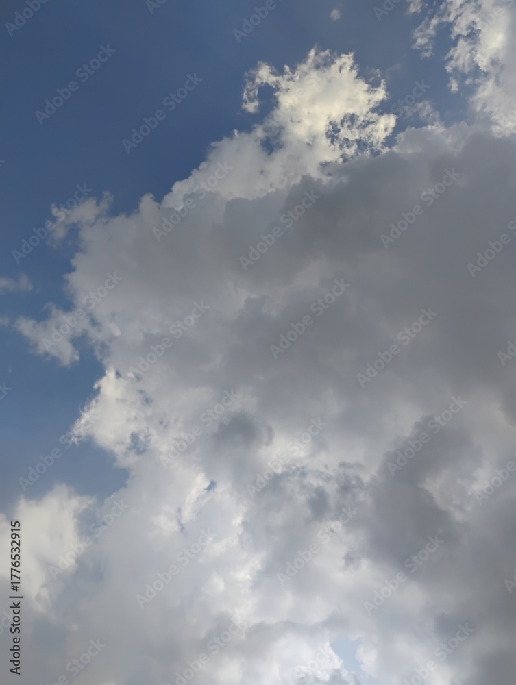 Obraz premium blue sky with clouds