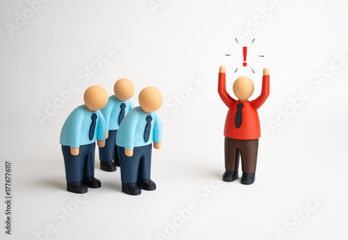 Foto The boss expresses dissatisfaction with the team of employees