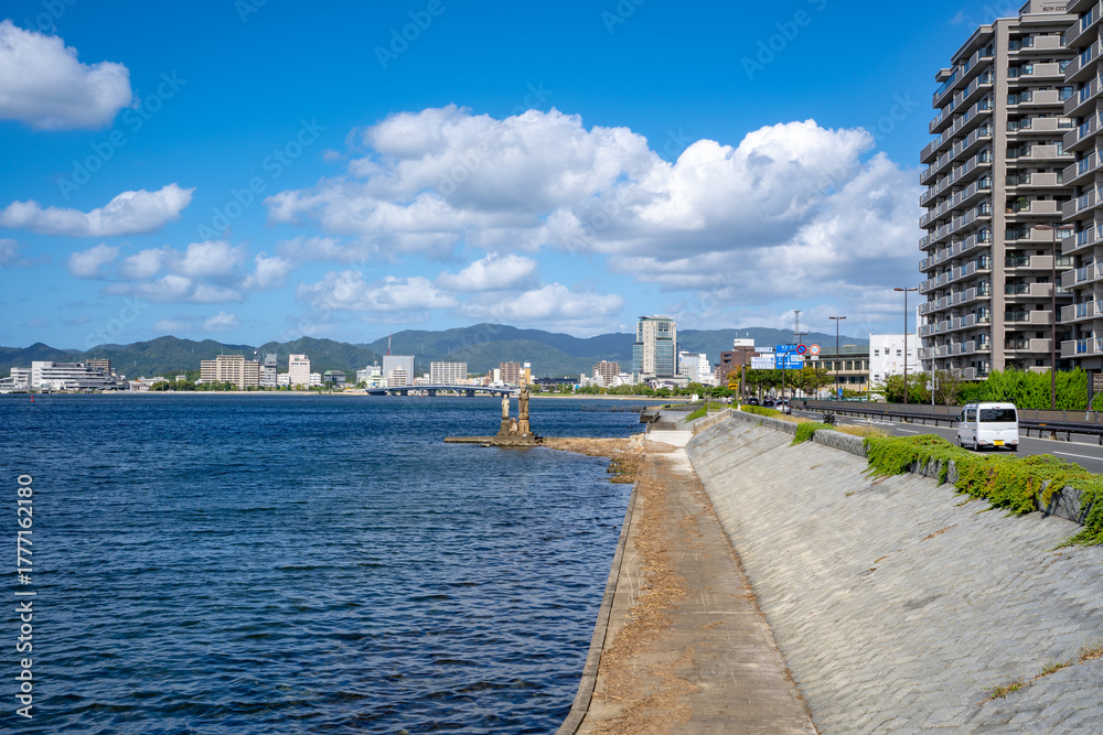 Fototapeta premium とるぱから見る宍道湖と松江市の街並み