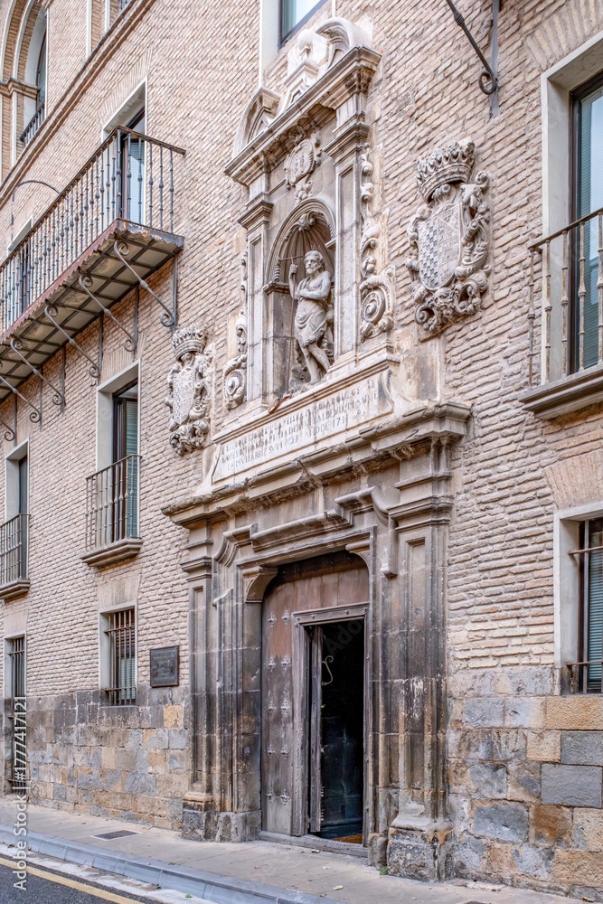 Obraz premium Baroque Style Facade of Historic Casa Seminario Building, Pamplona, Old Town, Navarre, Spain