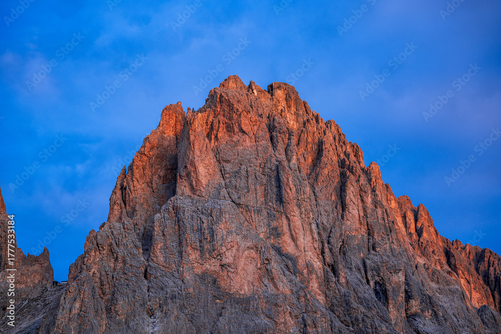 Fototapeta premium View of the Langkofel group in the morning light in Italy.