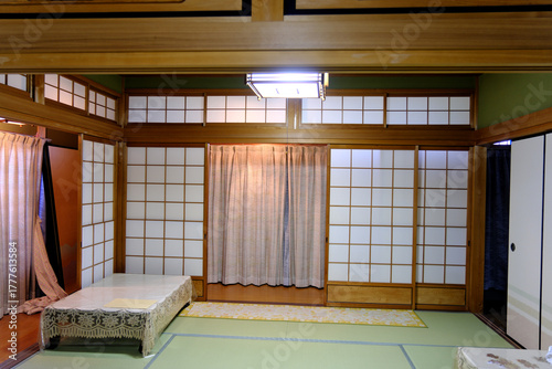 日本の古い家の和室と生活空間の記録｜畳、障子、木造建築が残すノスタルジックでレトロな昭和の暮らし