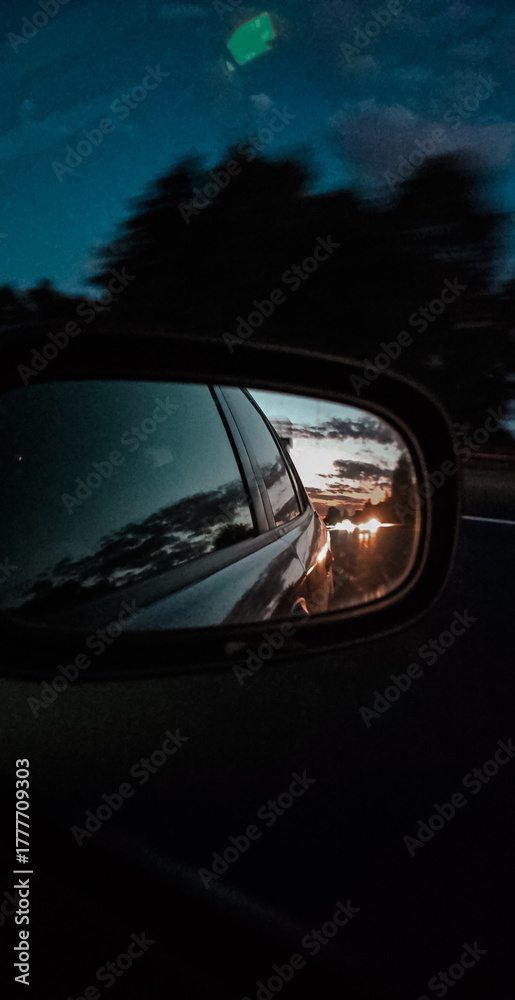 Obraz premium driving on the road