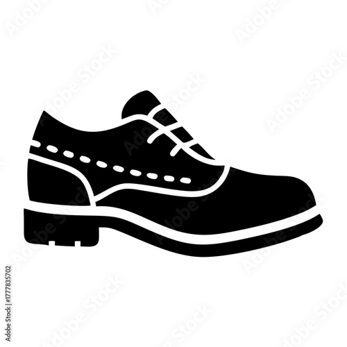 Black and white icon of a classic oxford shoe icon